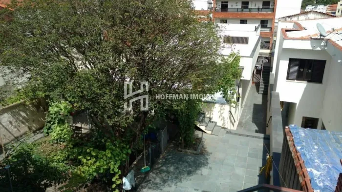 Casa à Venda - 3 Suítes, Espaço Gourmet, 2 Casas aos Fundos e Amplo Quintal