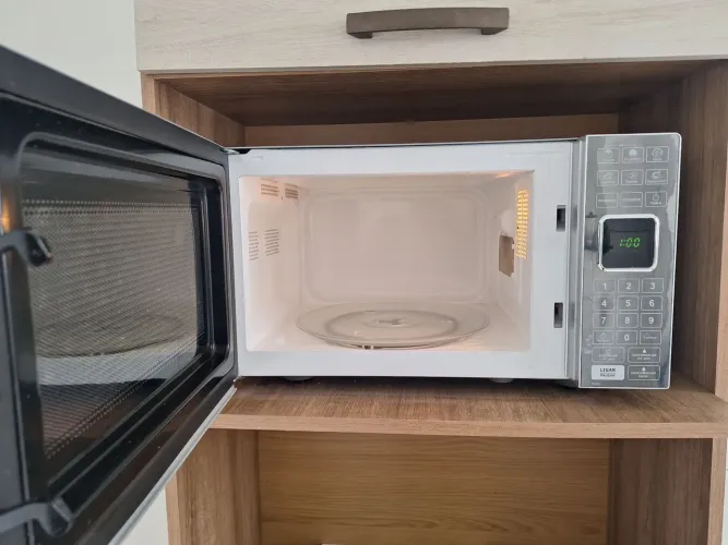 Vendo micro-ondas 28 litros