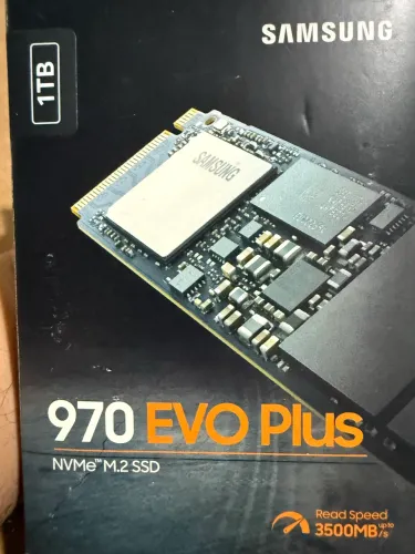 SSD Samsung 970 EVO Plus 1TB NVMe M.2 - Saúde 100%