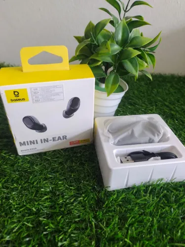 Fone de ouvido baseus bluetooth podendo tomar banho com o fone 