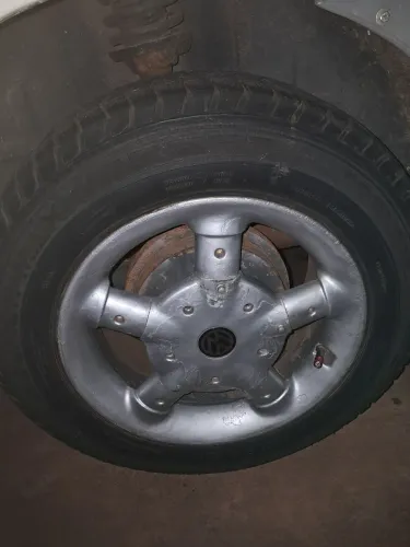 Vendo ou troco rodas aro 14 por aro 15 ou 14 de ferro