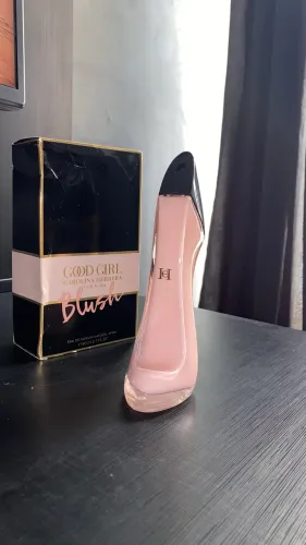 Perfume Carolina Herrera New York Blush