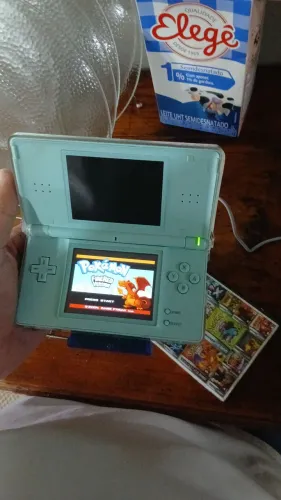Nintendo ds lite com defeito na tela superior