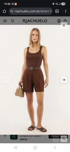 Shorts em linho com cinto