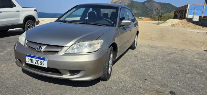 Honda Civic Sedan LX 1.7 16V 115cv Mec. 4P 2006