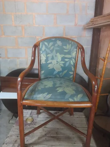 Cadeira colonial 