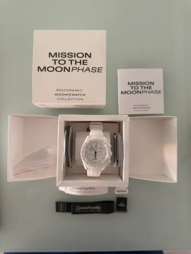 Omega swatch moonswatch mission to moonphase branco