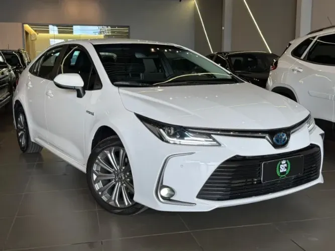 Toyota Corolla Altis Hybrid 1.8 16V Flex Aut. 2023
