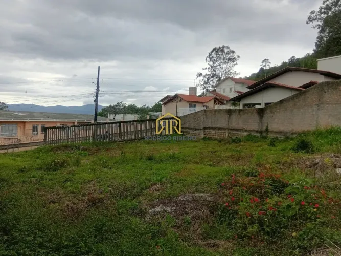 MORE NO MELHOR BAIRRO DE FLORIPA - CENTRO