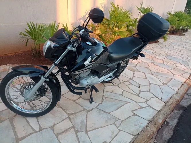 Vendo Titan 150