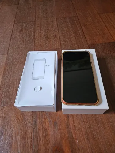 Iphone XR 64GB com 96% Bateria