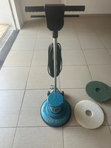 Enceradeira de Lavar Piso