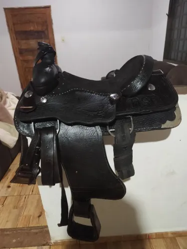 Vende-se essa sela