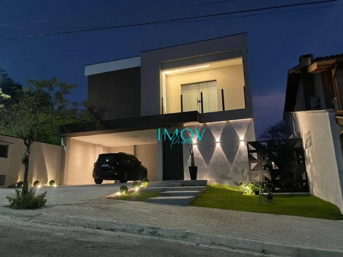 Sobrado com 3 dormitórios à venda, 244 m² por R$ 2.780.000,00 - Urbanova - São José dos Ca