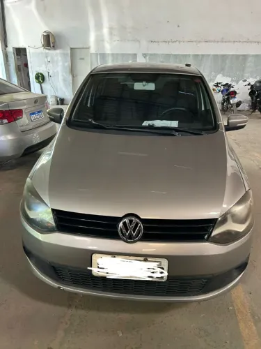 Volkswagen Fox 1.6 MI Total Flex 8V 5P 2013