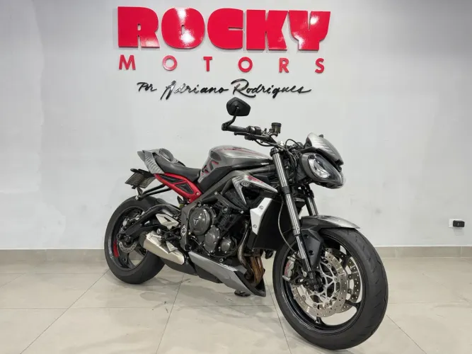 Triumph STREET TRIPLE 765 RS