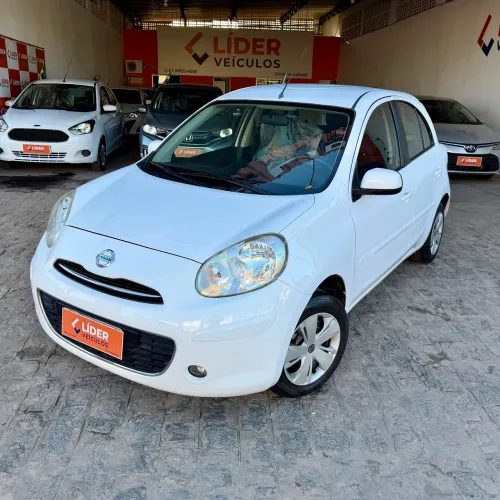 Nissan March S 1.0 16V Flex Fuel 5P 2014