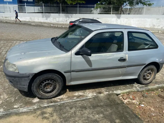 Volkswagen Gol Geração III Plus 1.0 MI 16V Gasolina Mec. 4P 2001