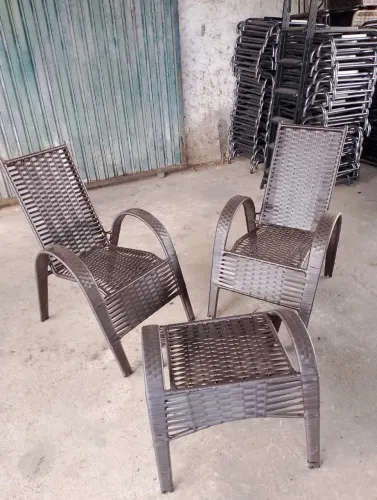 Jogo para terraço em fibra sintética
