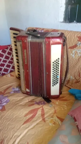 Vendo uma sofona