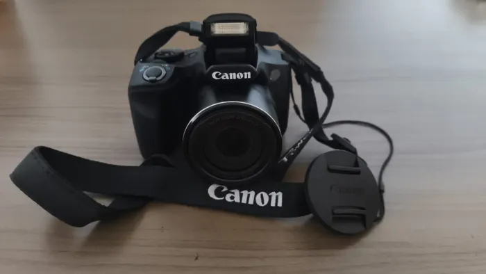 Câmera CANON SX520 HS