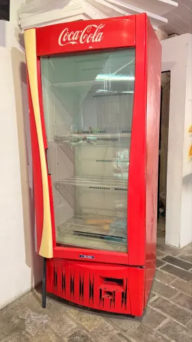 Freezer vertical metalfrio 