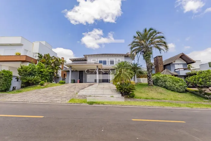 Linda casa com 4 dormitórios e piscina no Alphaville Gravataí