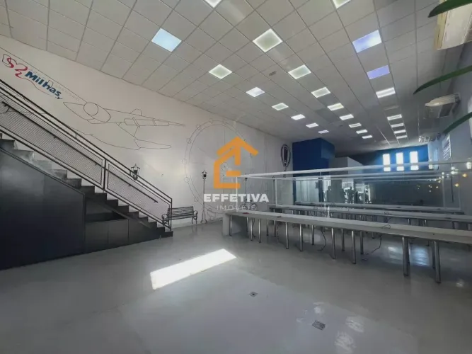 Casa comercial para aluguel possui 440 metros quadrados em Jd. Bongiovani - Presidente Pru