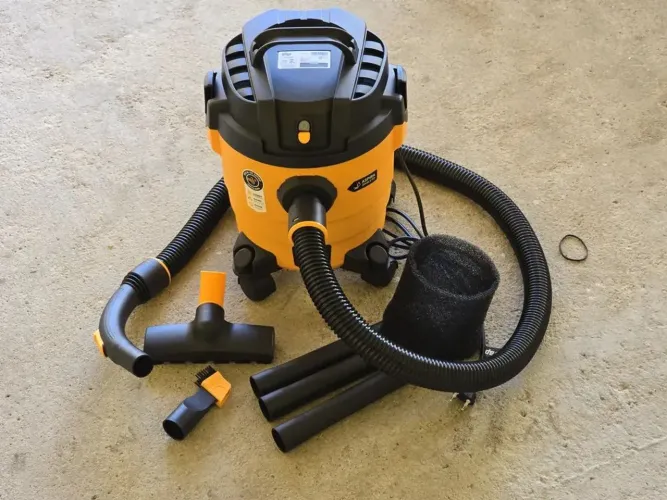 Aspirador de Pó e Água WAP GTW 10 1400W Na Caixa