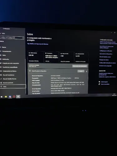 Acer Nitro 5, acompanha suporte 