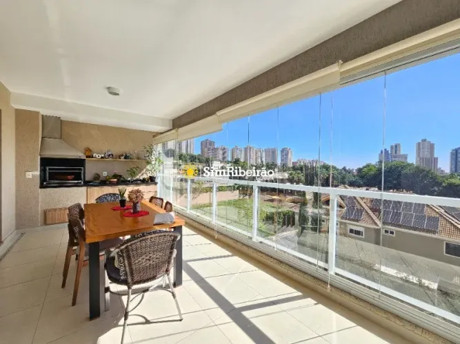 Apartamento a venda no Edifício Jardim de Versailles. Bairro Jardim Botânico.