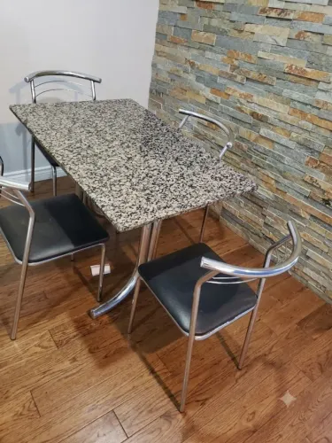 Mesa De jantar 4 Cadeiras