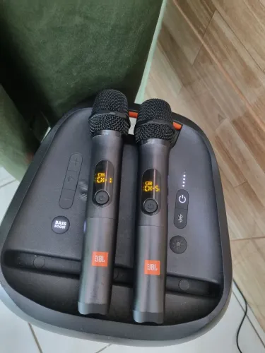 Caixa jbl + microfone jbl original