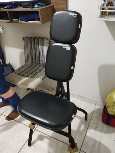 Cadeira para massagem e maquiagem, sobrancelhas etc..