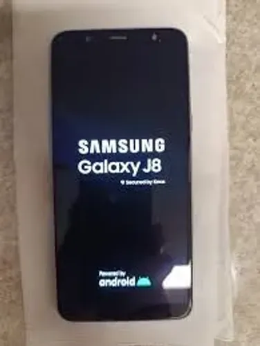 CELULAR J8