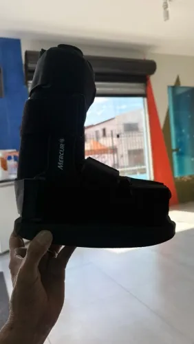 Bota imobilizadora (Robofoot) | TAM P (vai até o 36)