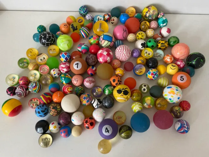 131 Bolinhas Saltitantes