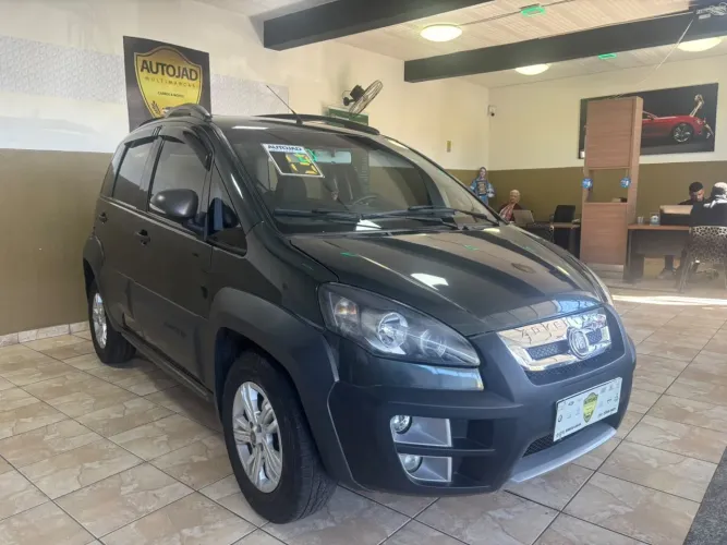 Fiat Idea Attractive 1.4 Fire Flex 8V 5P 2013