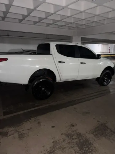 Mitsubishi L200 Triton Sport GLS 2.4 CD Diesel Aut. 2020