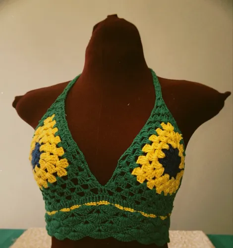 cropped brasil 