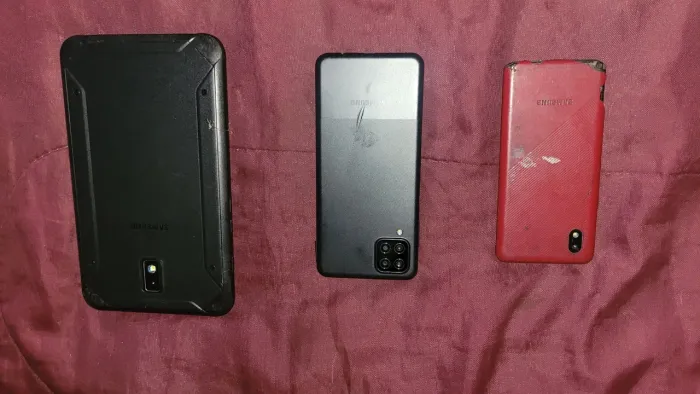 Samsung a01 core falta só tela,Samsung tab active 2 só tela,e Samsung a12 não liga !
