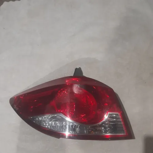 Lanterna traseira esquerda cruze hatch 011/015
