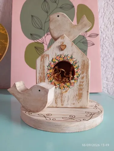 Casinha com passarinhos FarmHouse com base madeira