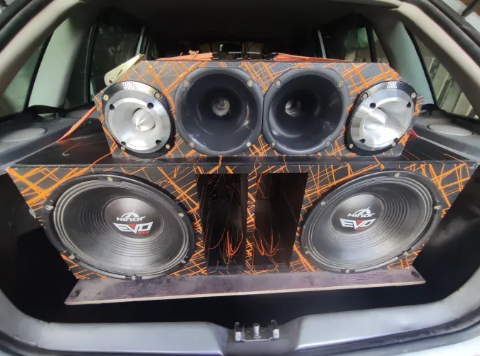 Som automotivo completo 