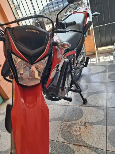 Vendo linda moto NXR Bros 20/20 quitada e selada ate 2027