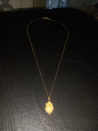 Gargantilha e pingente nossa Senhora em Ouro 18K