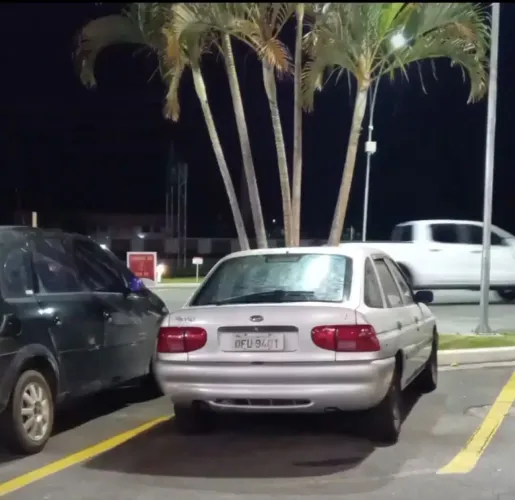 Escorte zetec(leia)