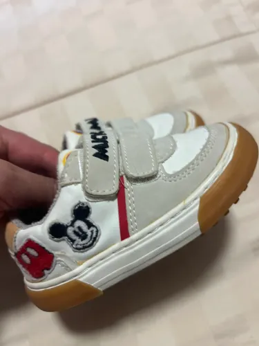 Tênis Zara baby Mickey TAM 22