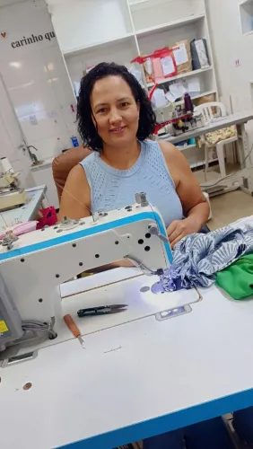 Preciso de costureira
