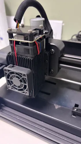 Máquina laser para remoção de vidro traseiro de iPhone